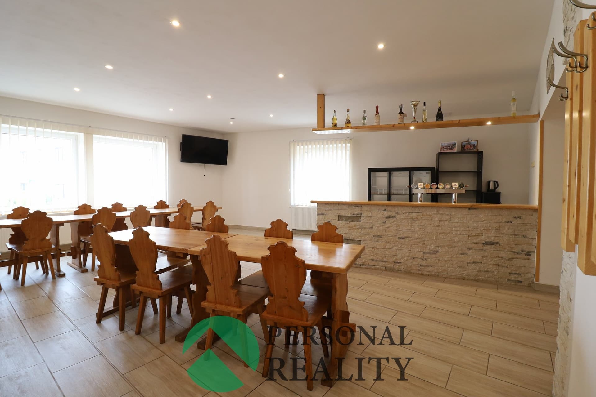 Prodej komerčního objektu, 600 m² - Vilémov
