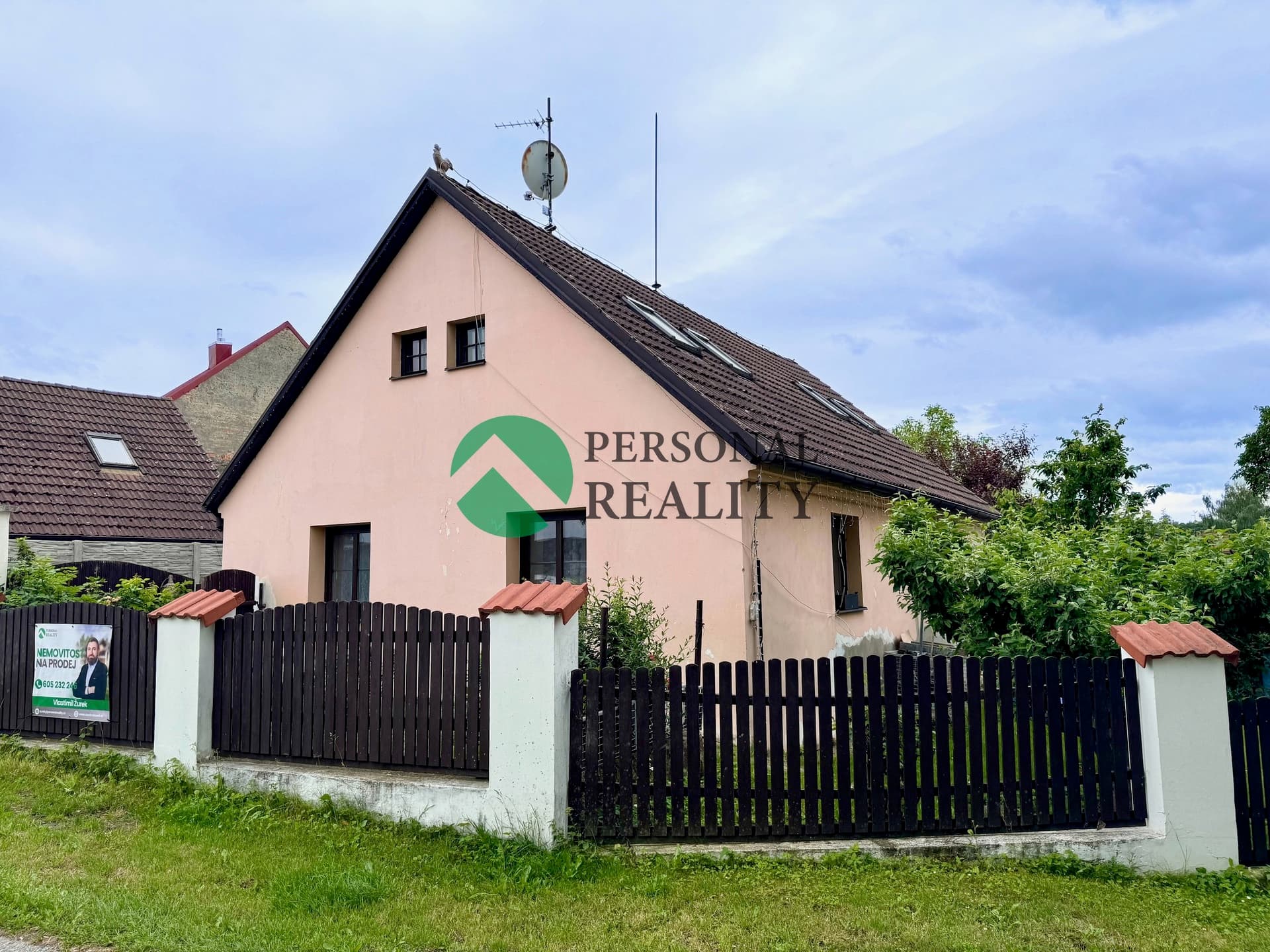 Prodej, rodinný dům 2x 3+1 se zahradou 554m2, Vodňany - Pražák