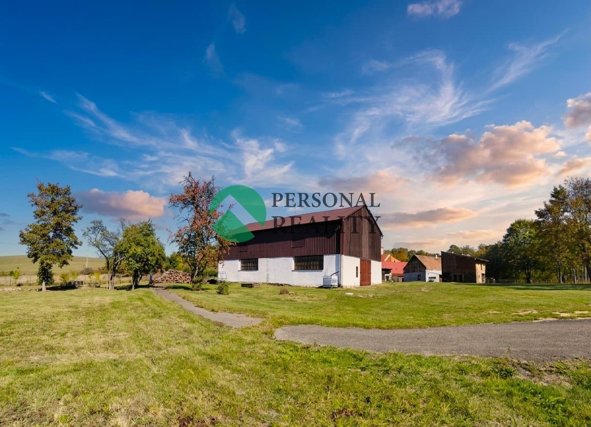 Prodej pozemku 7 528 m², Chodová Planá - Boněnov