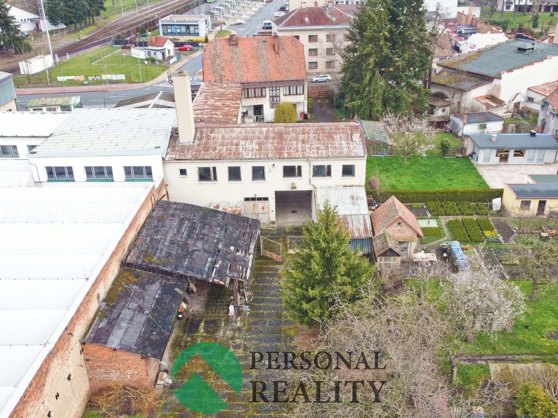 Prodej obchodních prostor, 1643 m² - Nový Bydžov