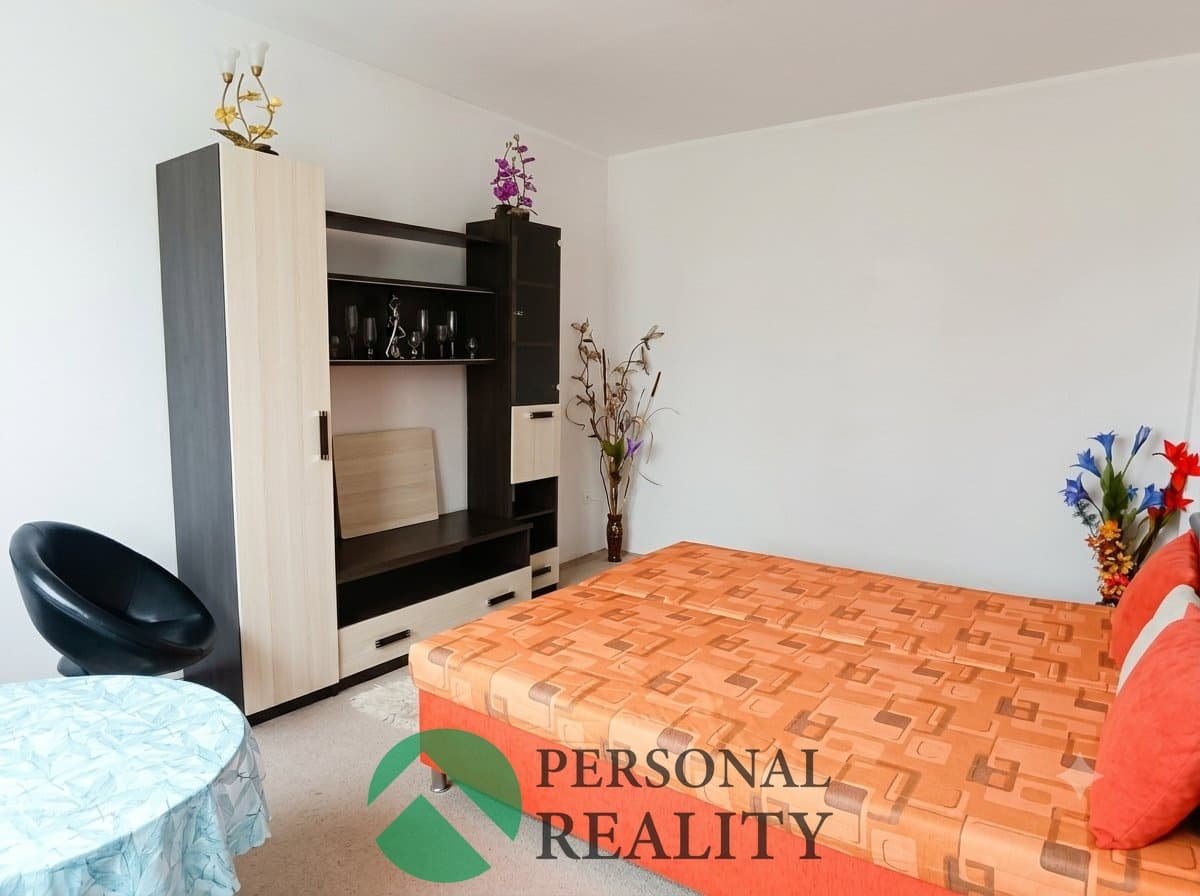 Pronájem bytu 1+1 34 m², Bochov